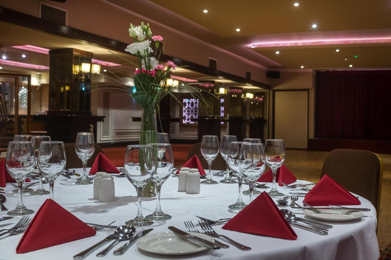 The Carraig Hotel Carrick-on-Suir Exterior foto