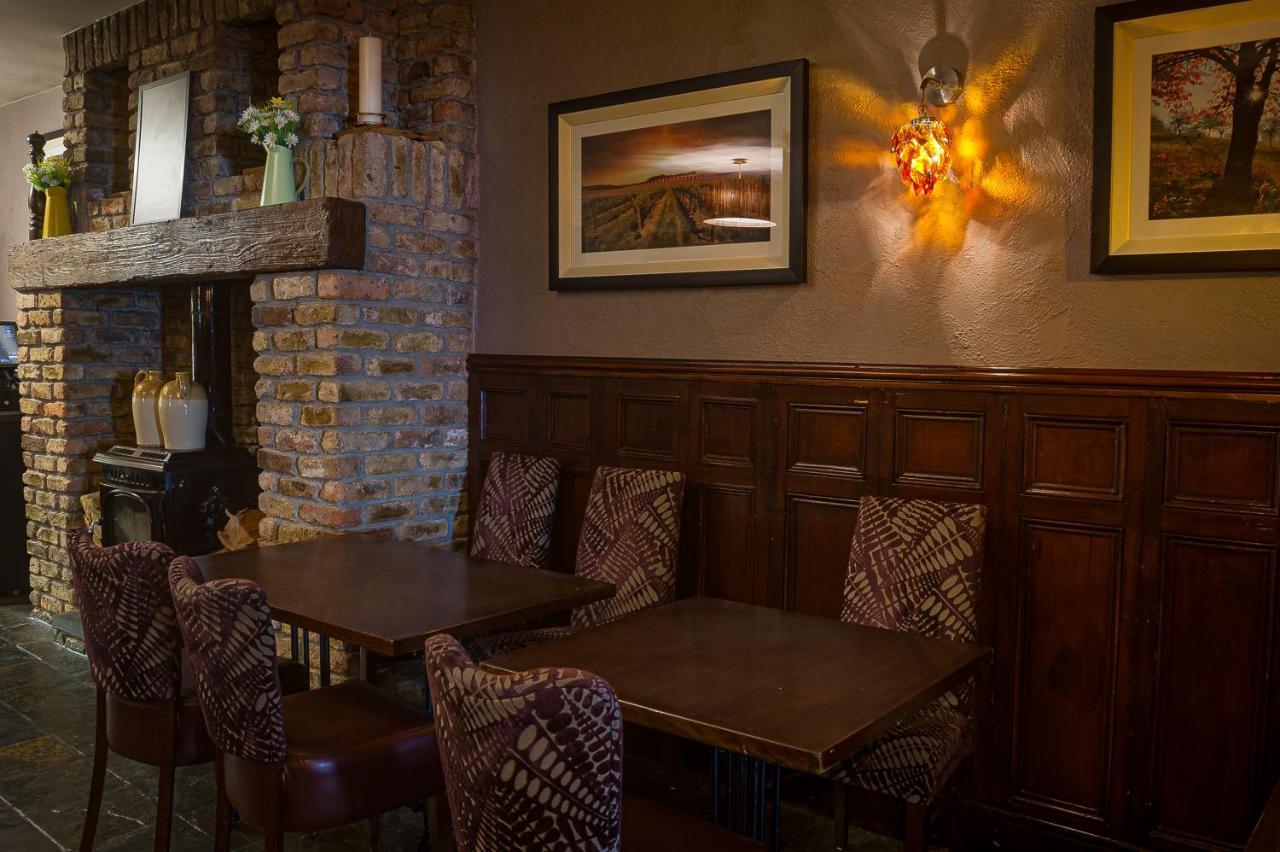 The Carraig Hotel Carrick-on-Suir Exterior foto