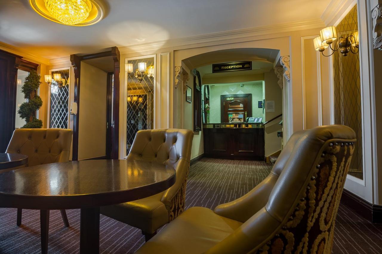 The Carraig Hotel Carrick-on-Suir Exterior foto