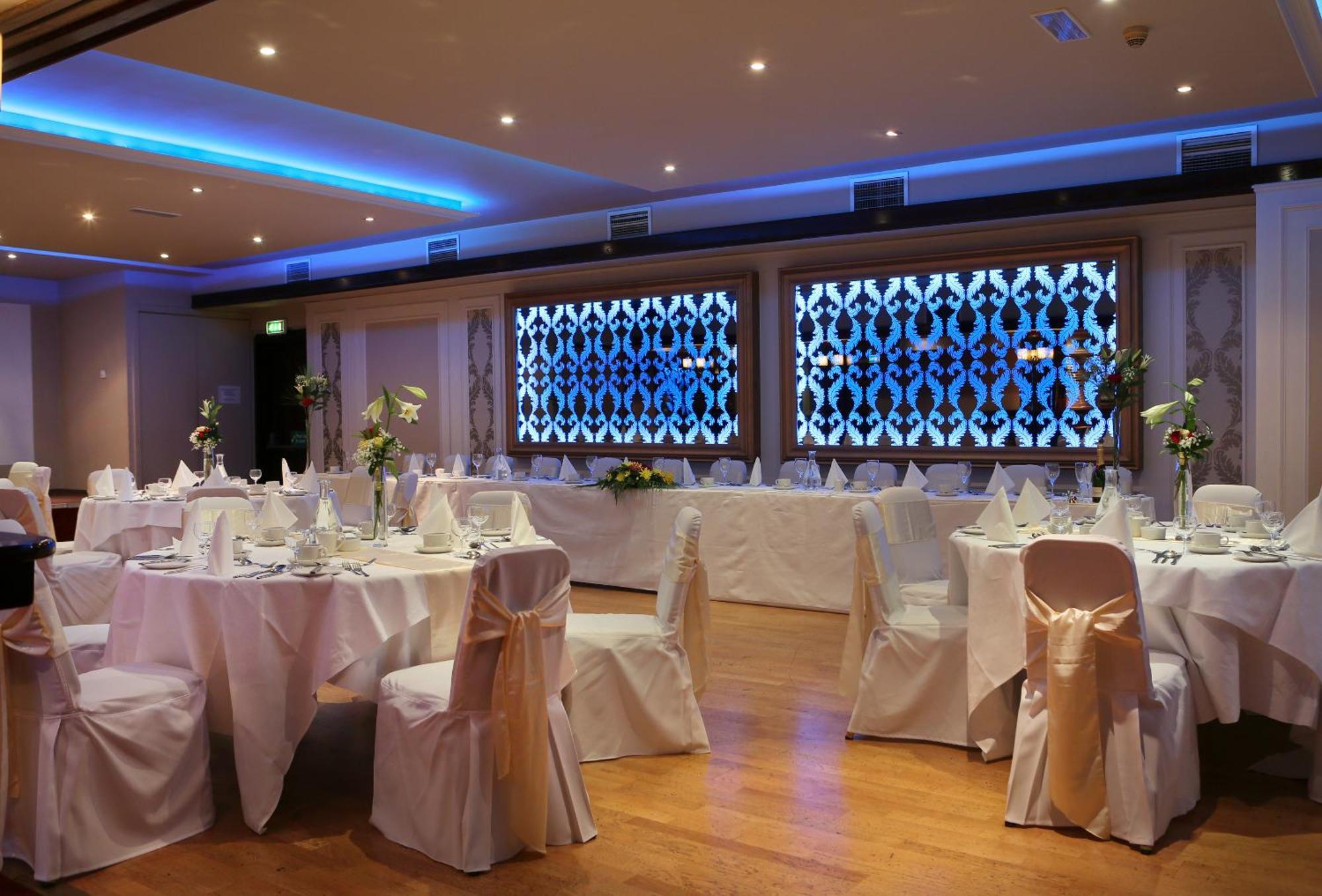 The Carraig Hotel Carrick-on-Suir Exterior foto